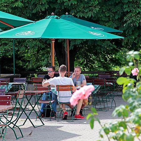 Hofmark Brauereigasthof Hotel Lenting Exterior foto